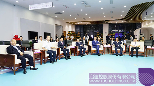 1695275943663323.jpg 1c.jpg