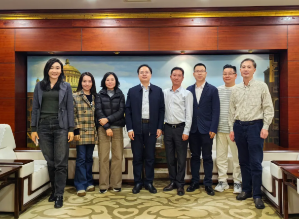 1763687017595021.png 640_副本.png